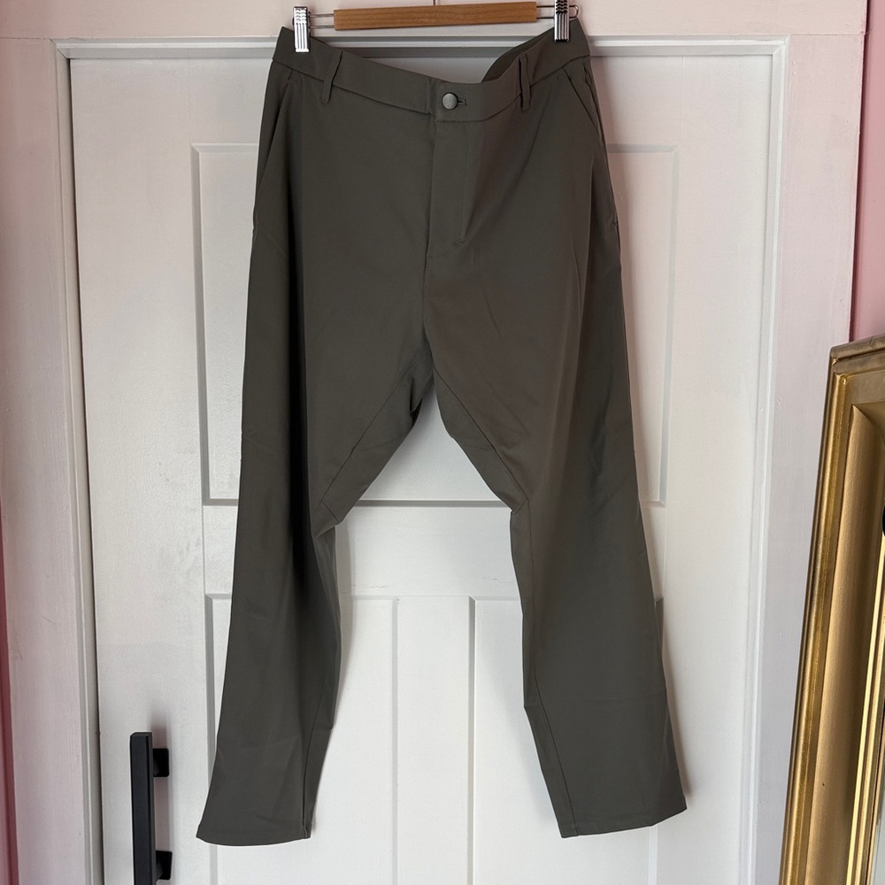 NWT Lululemon Commission Pant Classic